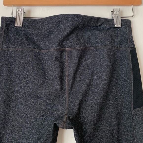 Gap dark gray/black blocks leggings, great condition, full length, size S - Picture 6 of 7